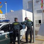 The Guardia Civil locates and assists a lost cyclist in Nijar