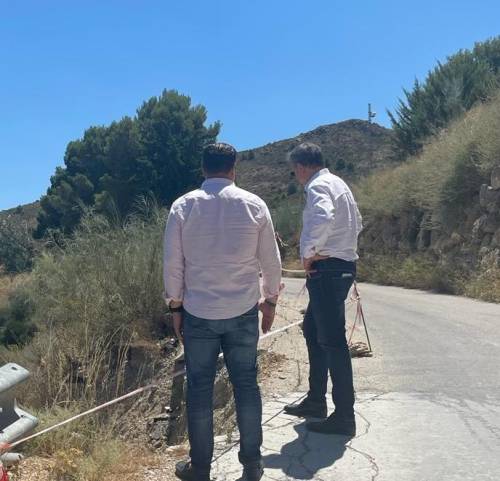 The Andalusian Regional Government earmarks 120,000 euros to repair roads caved in by the rains and collapsed walls in Macael