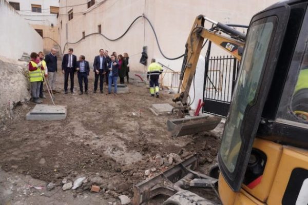 The Subdelegate of the Government visits works in Serón and Zurgena