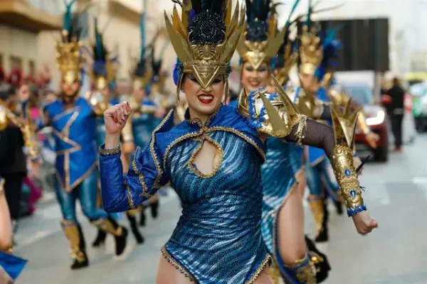 Águilas shines again in the first big carnival parade with 35 groups and more than 1,000 participants