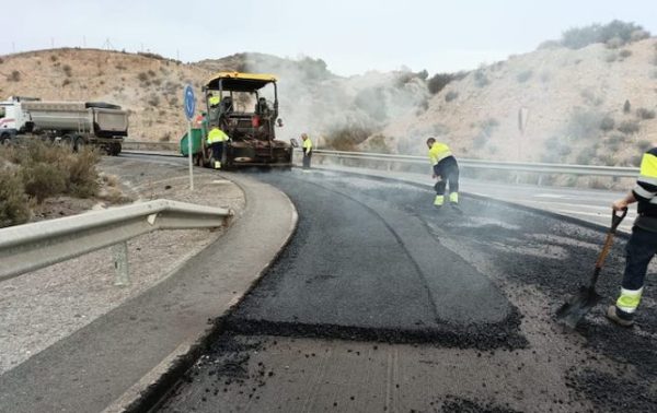 The PP of Albox highlights the works carried out by the Junta in the improvement of the roads of the municipality