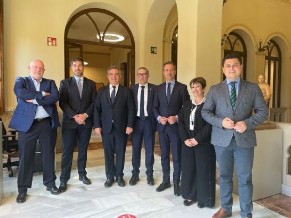 The regional government of Murcia will extend the sports facilities on the campus of the University of Murcia in San Javier